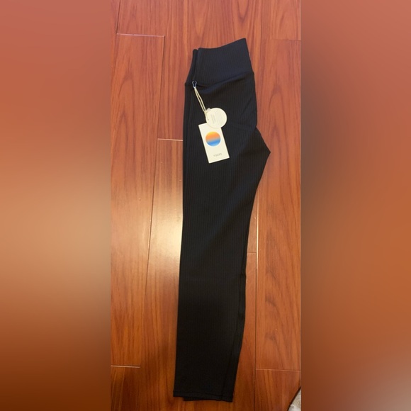 Vuori Inversion Rib Legging - Picture 5 of 7